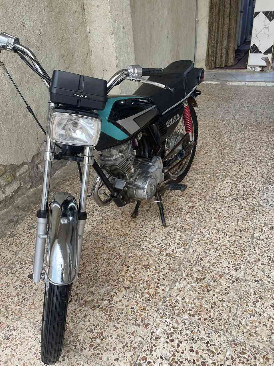 السلام عليكم
دراجة للبيع بدون اوراق 
السعر 350 بية مجال قليل


**إذا كنت صاحب هذا الإعلان وتريد حذفه لأي سبب، رجاءا أرسل رسالة إلى الدعم الفني**