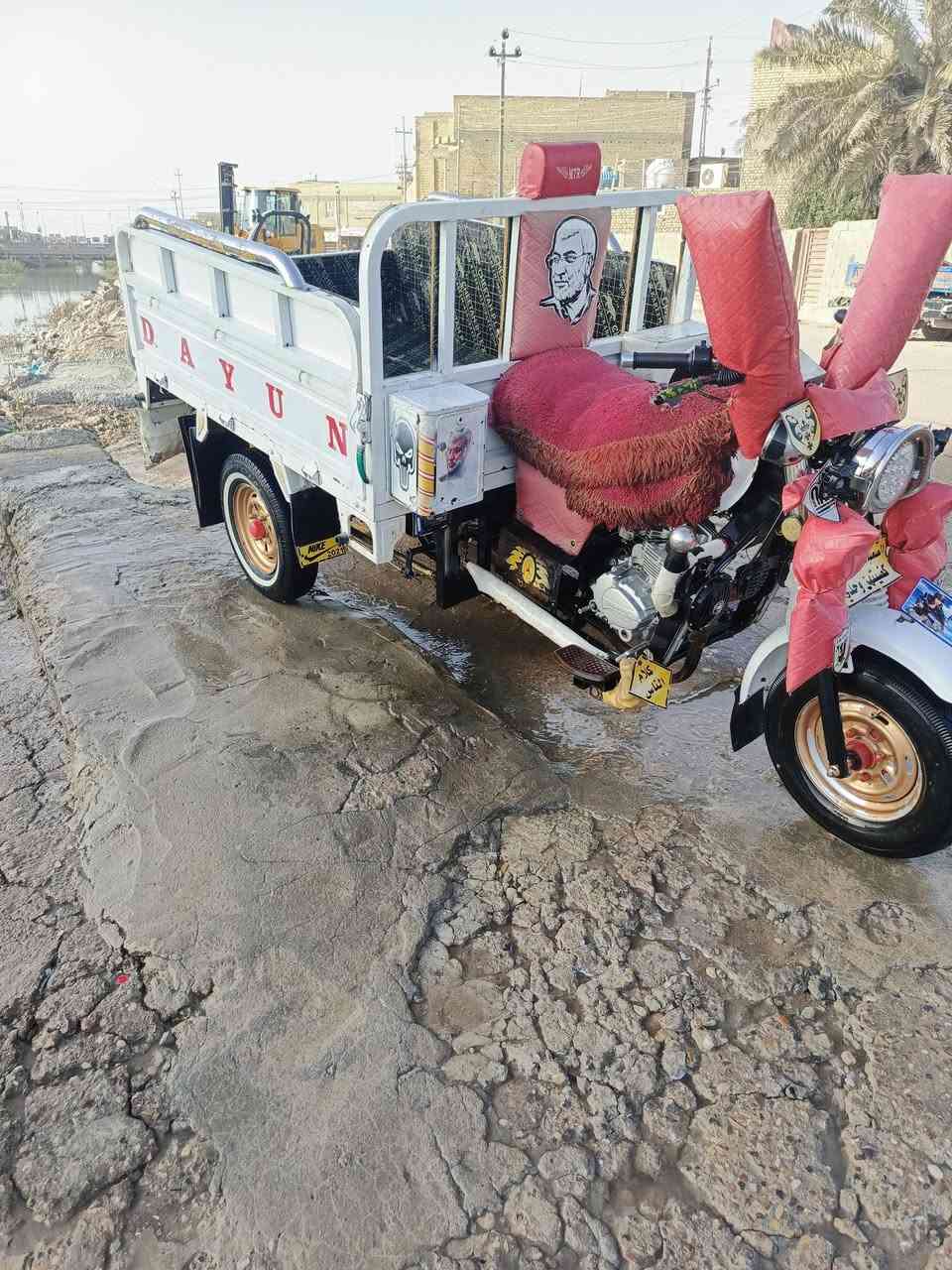 سلام عليكم ستوته لبيع مديل 21 أوراق اصولي مكينه ما مفتوحه بس اكلجات أو اتفيلس ال شراي ينتصل عل رقم هاذا ***********
