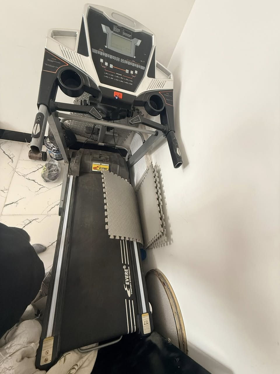 جهاز جري وزن 150 جبلي  كلش نضيف  وسماعات MB3 وجهاز هزاز السعر 250


**إذا كنت صاحب هذا الإعلان وتريد حذفه لأي سبب، رجاءا أرسل رسالة إلى الدعم الفني**