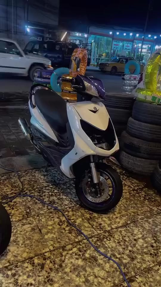 سكنس فحل ياباني قبق نفخ دراجه بلاديه مكينه ما مفتوحه ودراجه قويه كلش بيه صلنصه نحله صليه و بيه ويل صلي وبيه هواي خراض تفاصل خاص مكان بغداد لامين ثانيه رقم *********** سعر ٨٠٠ وبيه مجال حك جيه ✨🍃مازده موجوده
