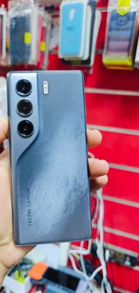 تكنو كامون40 مستخدم سبوع فقط  شخط مابي  كامل ملحقاته الااصليه  اذكره 2...