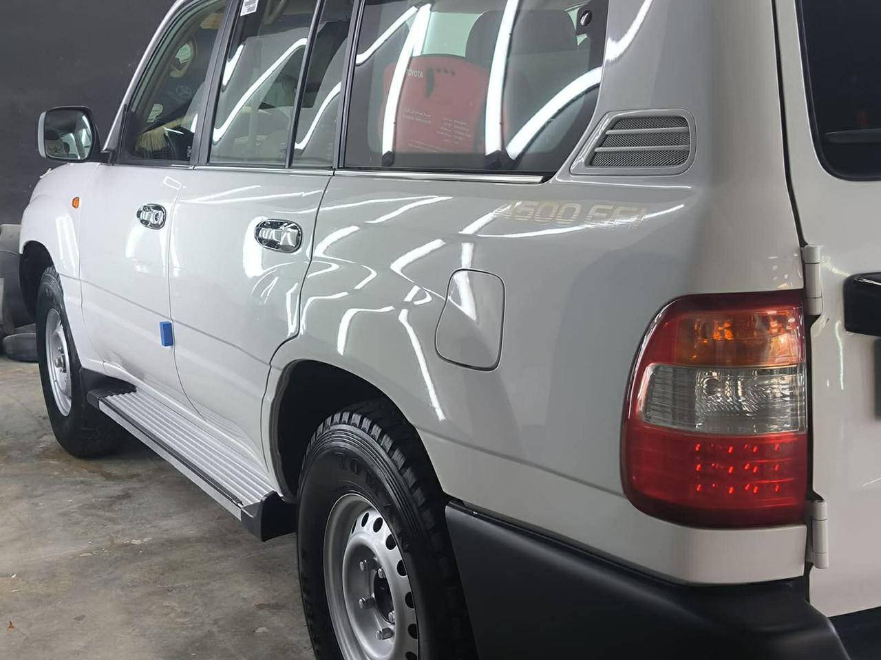 تۆیۆتا لاندکرۆزر 2001 مۆنیکا 
ي استراد خاس 
سئ روبع پيش تةبةلة 
تةنيا يةك بست بؤياغي هةية
 مةكينةي نةكراوةتةوة تةنانةت
 قةپاغي مةكينةش دةست كاري نةكراوة 

سعر لە کۆمێنت داوابکە ڕاستەخۆ بۆت دیت 📩

گیرومەکینە بەشەرت زۆربەجوانی پاکی ماوە هیچ خەلەلیکی تیدا نییە 
رةقةمو سةنةوي تازةية
تةقةو رةقة بةشةرت ناوةوي لؤك لؤكة

ژمارەی خاوەنی 
***********
