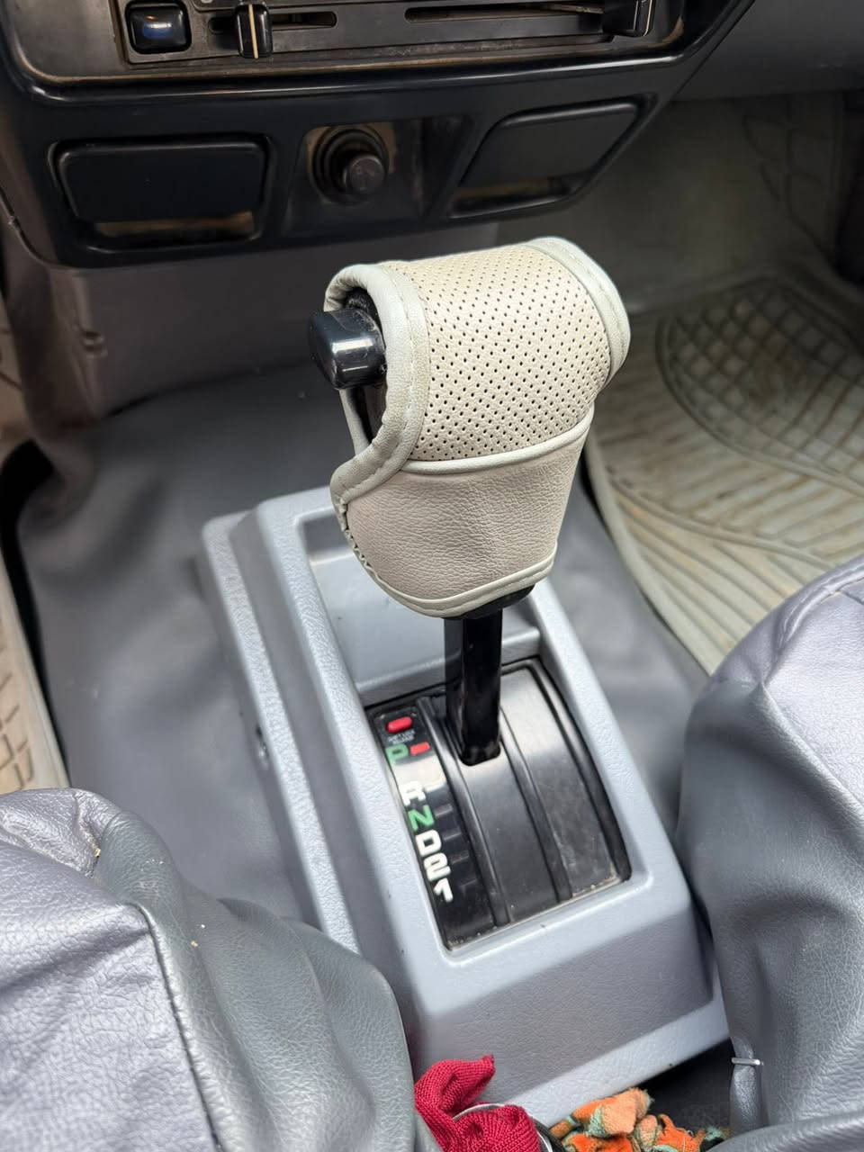 2003 گير ئوتوماتيك دوبه ي ساغ ته نها دو په له ي بچوكي سبوغ هه يه بي ليدران گيرو مه كينه و ئه كسل به شه رت 78$ مجال


**إذا كنت صاحب هذا الإعلان وتريد حذفه لأي سبب، رجاءا أرسل رسالة إلى الدعم الفني**