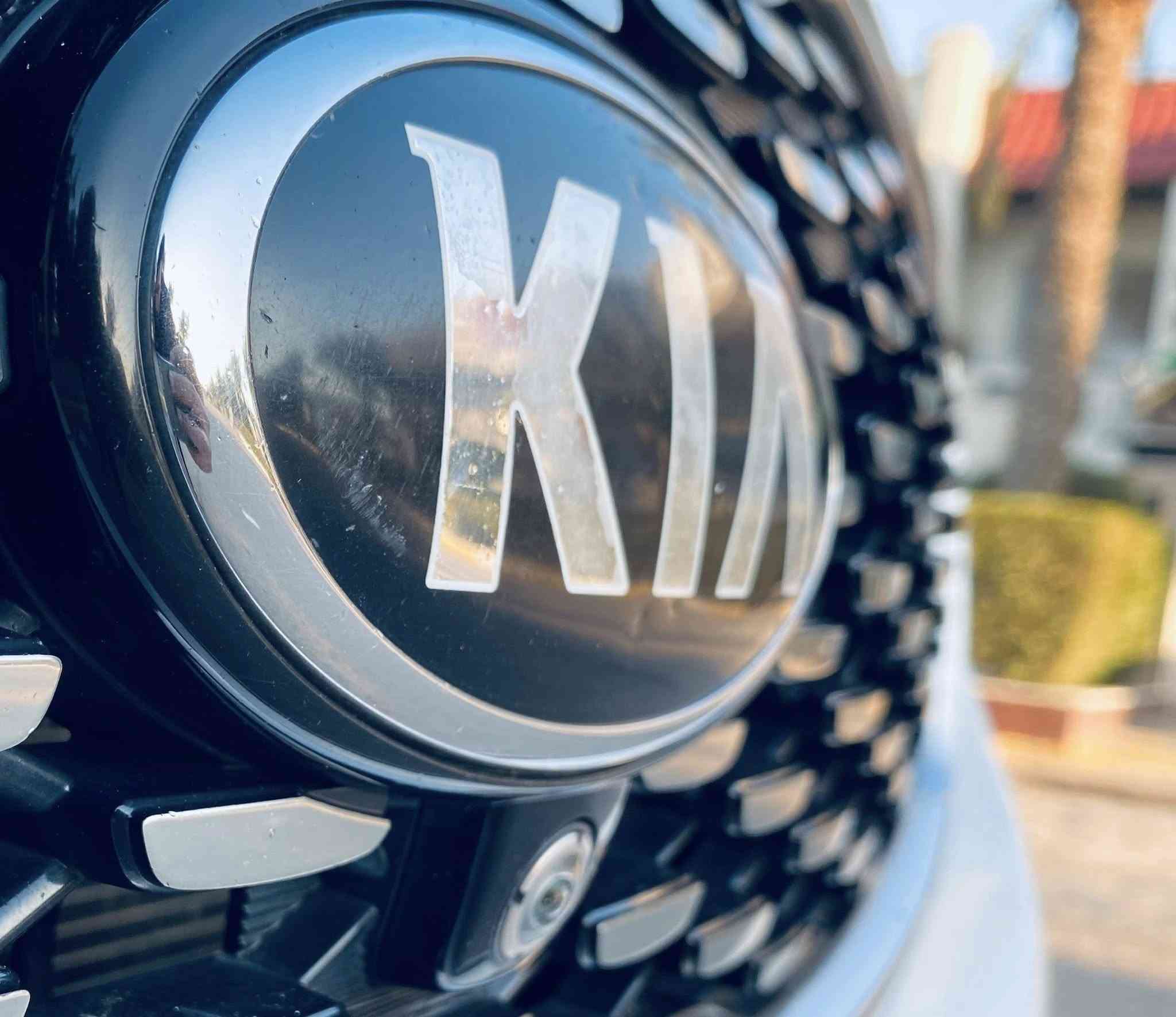 السلام عليكم
كيا سورنتو 2020
خليجي كويتي 
ضمان الشركه الدوليه
فووووول مواصفات 
كامرات محيطيه
مكفوله كفاله عامه 
ضربه صبغ تبديل بارد 
ماشيه 68
رقم بغداد بأسمي
السعر 285
***********
