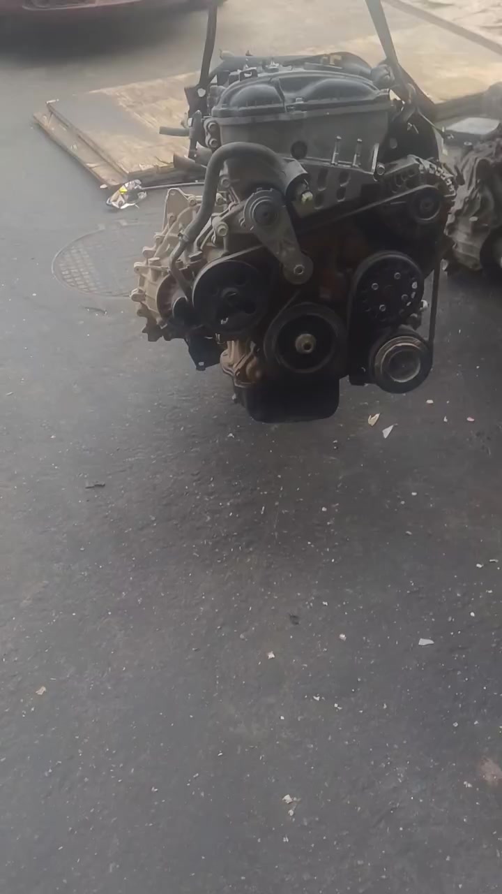 السلام عليكم
محركات الانترا ٢٠٠٠/١٨٠٠ وارد ضمان ١٠ ايام نضافة ١٠٠% 
العنوان الطالبية ساحة ٨٣
للإستفسار ***********
جملة ومفرد 
مجمع بغداد
