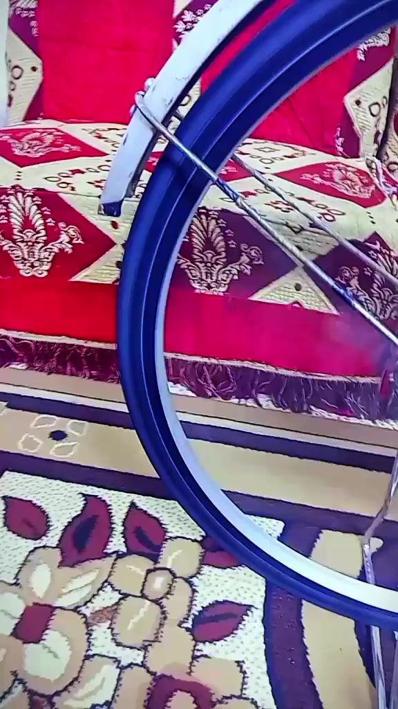 السلام عليكم بيسكل للبيع حجم 26/موديل 2011/ السعر 80قفل/غراضه كامله


**إذا كنت صاحب هذا الإعلان وتريد حذفه لأي سبب، رجاءا أرسل رسالة إلى الدعم الفني**