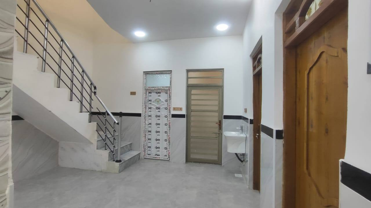 دار البيع ١٠٠متر مربع قاط واحد منطقه نهاوند الثانيه قرب المداس الاستفسار اتصل رقم *********** جاهز السكن
