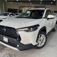 تويوتا كورلا كروس موديل 2025 / داخل قرميدي مقاعد ودشبول والأبواب طلب خ...