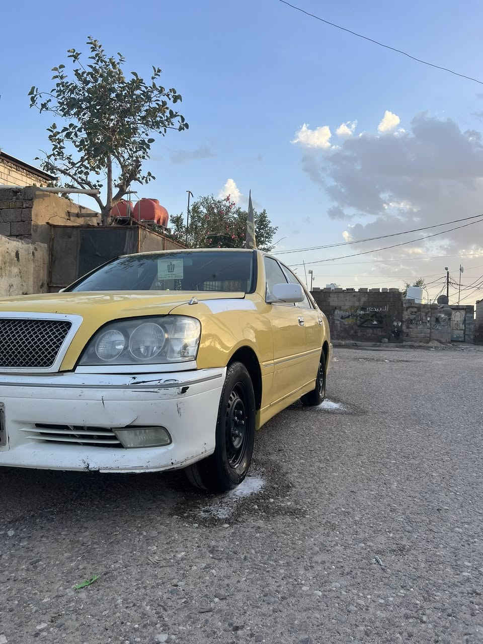 سلام عليكم
سياره جنون للبيع سياره جاهزه حداديه تخم تاير تبريد جاهزه على اخر حبايه كرستال اصل 3دكم كهربائيات كلها شغاله سياره كصه قماره فقط ولباقي كفاله استفسار اكثر اتصل وبلخدمه مكان السياره بصره السعر 37وبيها مجال ***********
