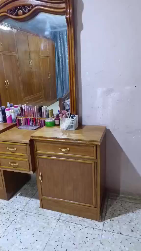 مليون وربع غرفة نوم


**إذا كنت صاحب هذا الإعلان وتريد حذفه لأي سبب، رجاءا أرسل رسالة إلى الدعم الفني**