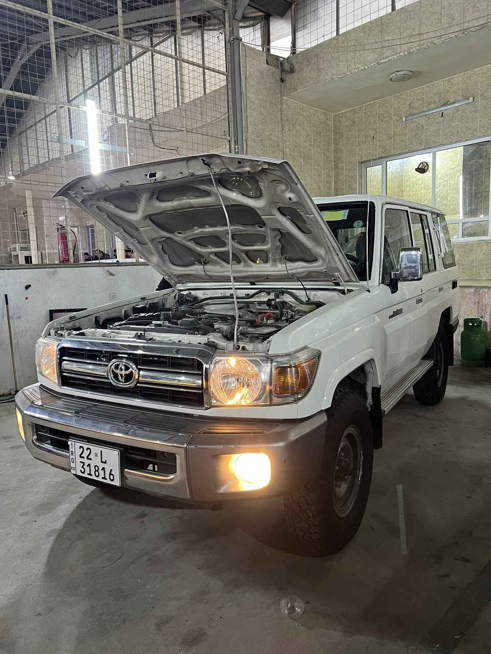 اللهم صلی علی نبینا محمد
تویوتا میكزمین 
حوثیة
مودیل//2015 
كاز 6 سلندر
ماشیة 78 الف كم حقیقي
سیارة جدیدة بلجیس
٥ تایرات زیرو دنلوب 
رقم و سنوية و فحص و هزة جدید
***********

عنوان// اربیل
