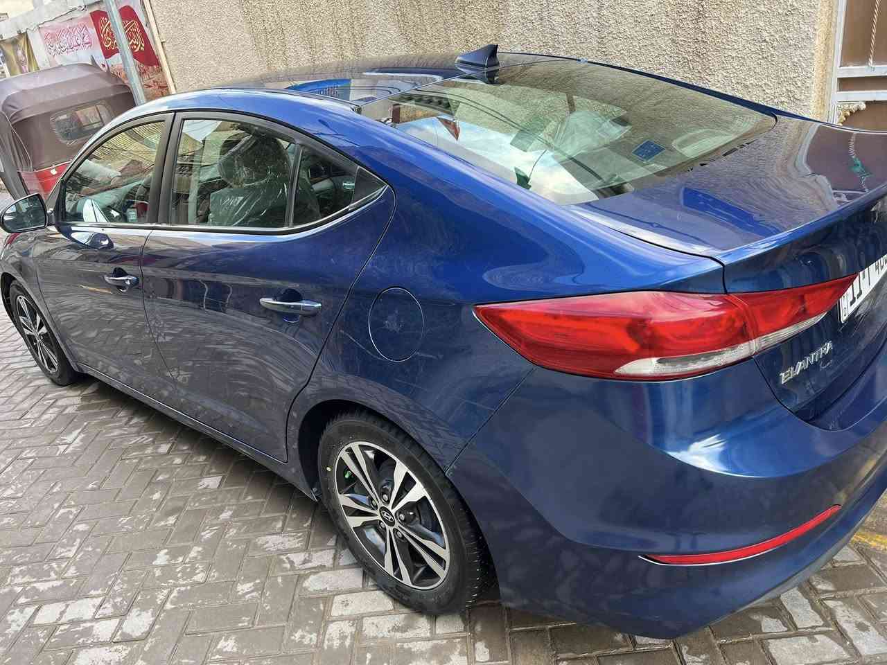 سلام عليكم 

النترا 2017 أمريكي بدون حادث ليبل واحد كلين بيها 5 قطع رش كلير بامريكا مو بالعراق مخلي صورة لرقم الشاصي طلعها اني ما عندي الصور بامريكا ماشية 84 كير مكفول مفتوح قبق المكينة مبدل واشر علمود الدوانز تبريد ثلج تدفئة مواصفات شاشة تحكم ستيرن 3 أنظمة قيادة كروز سرعة صدر نظيف تخم تايرات رقم جديد إنكليزي سنوية لل 28 هزة جديدة السبير ما نازل السيارة بالواقع احلا من الصور . عنوان بغداد السعر 114 وبيها مجال 
للاستفسار***********
