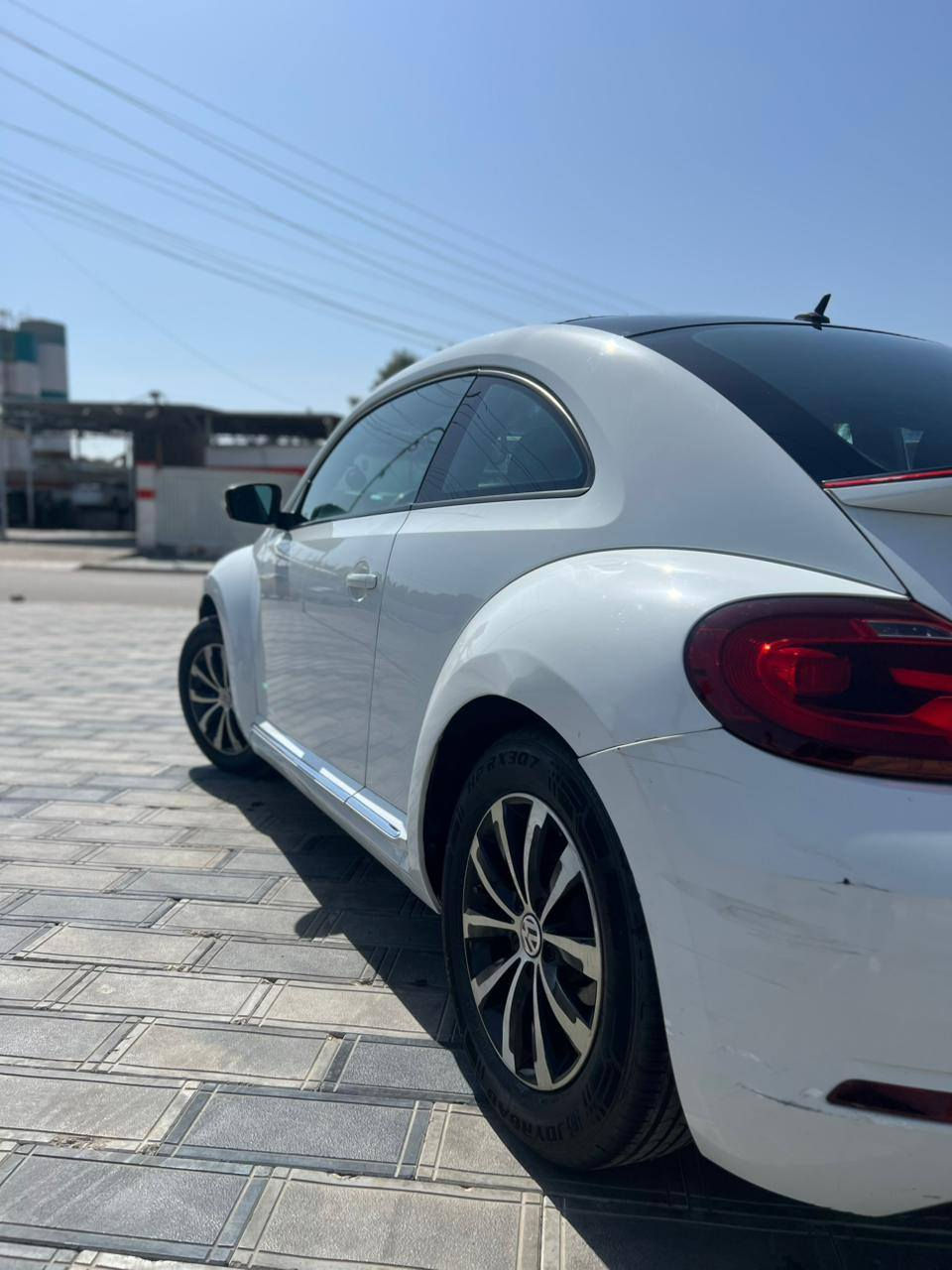Volkswagen Beetle 2019 2000 Turbo
تخم تاير جديد
اشاير مري
كامره قلاب
محرك كير تبريد فول
حداديه حلوه
سيرفس كامل
السياره حادثه جاملغ وبنيد وبلعراق قطعتين بارد
بيها كم طخه السياره حلوه وخير من الله ترايك وين متريد
 السعر ١١٧$
مكاني بغداد حي الجامعه  ***********
