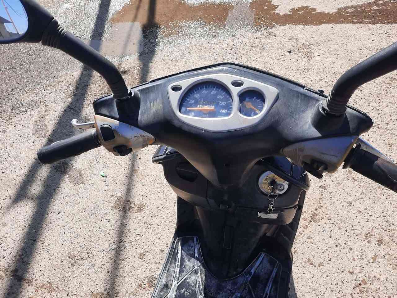 السلام عليكم دراجه سكنس نثيه دراجه مرتبه حلوه مابيه نقوصات سعر ٣٥٠.مكاني بغداد التاجي 
رقمي ***********
***********
