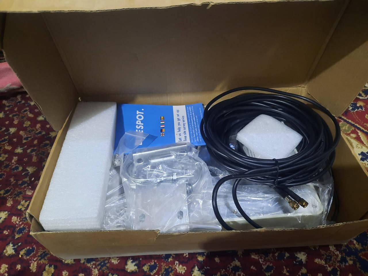 السلام عليكم يوجد انتنا للبيع (***********)
