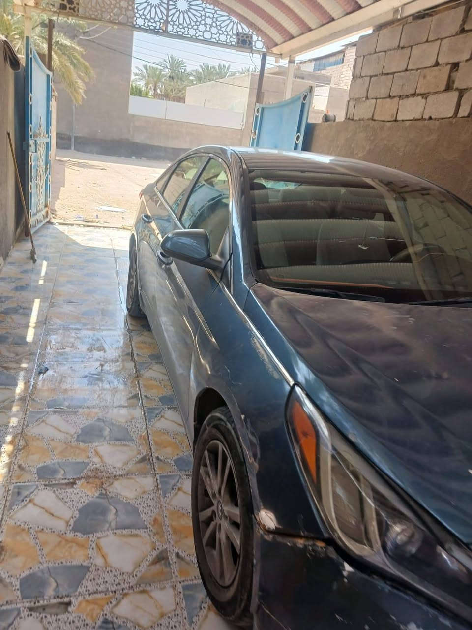 سياره خير من الله 2015 مري كهرباء  تبريد شغال كير اوتو شاشه كامره خلفيه
عليه كمرك 20 ورقه الشراي يجي خاص رقمي *********** 
صاحب السياره بخور الزبير رقمه بس عندي انه مشتري السياره من المعارض
