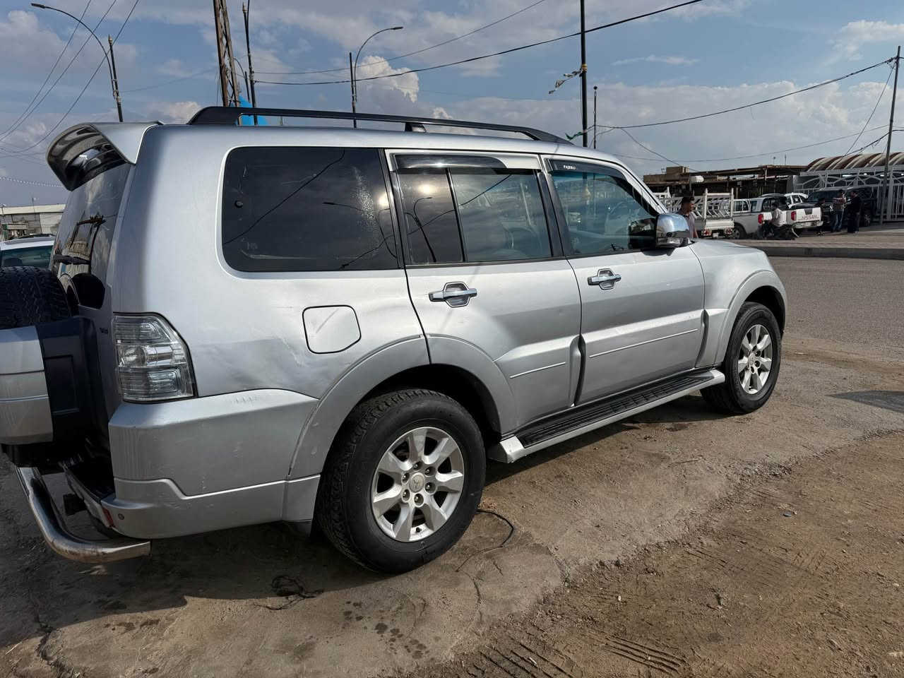 باجيرو حبتور موديل 2012 رقم اربيل دولي سنويه جديده تحويل او وكاله حاظر بسم عربي سياره خليجي بيها جاملغ وبنيد صبغ فقط لباقي كفاله سياره فول مواصفات اعلى فئه مكينه وكير مكفول فور ويل شغال سياره جاهزه تخم تاير تبريد تدفئه تلث قطع شغال جاهزه سعر 130 وبيها مجال *********** ميسان لعماره المجر الكعبي, ميسان
