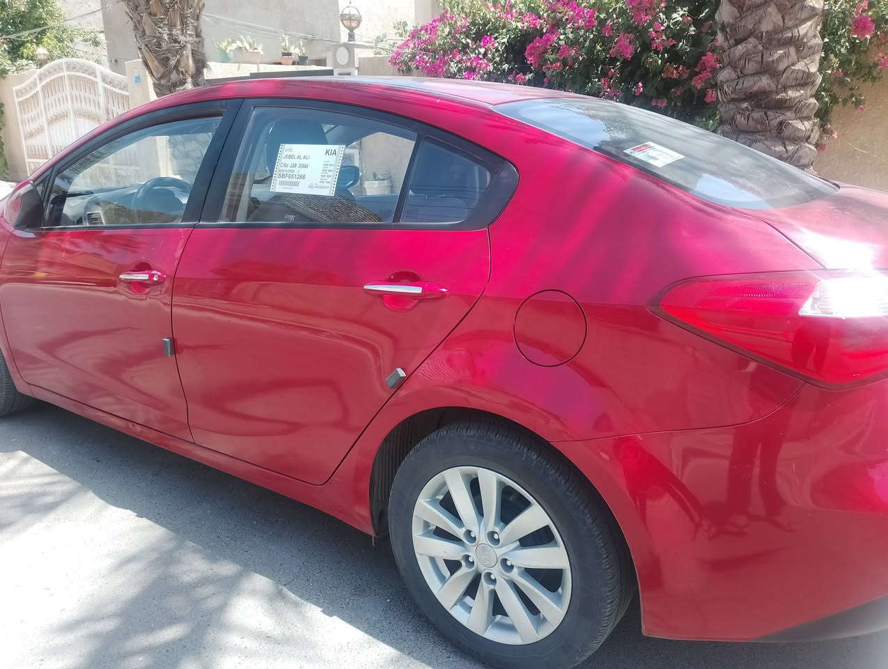 السلام عليكم
سيراتو 2016 مكفولة من الصبغ والتبديل ماشية 108 رقم بغداد انكليزي بأسمي السيارة كلش نظيفة 
رقم ***********
متوفر واتساب 

الموقع بغداد حي العامل
