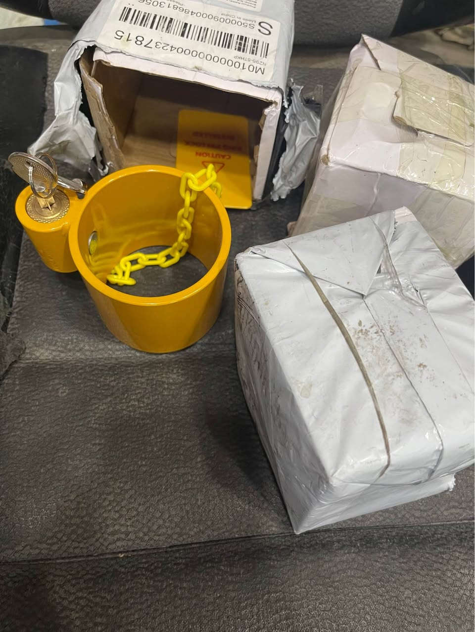 قوفڵی تانکی تریلە  بۆ پارستنی تەنکەرەکەت لە بردنی لە پیمەکەی دەخەی  کامل ئاسن بەس بە کلیلی خۆی  دەبێتەوە  گەیاندن هەیە *********** كويسينجاك, أربيل
