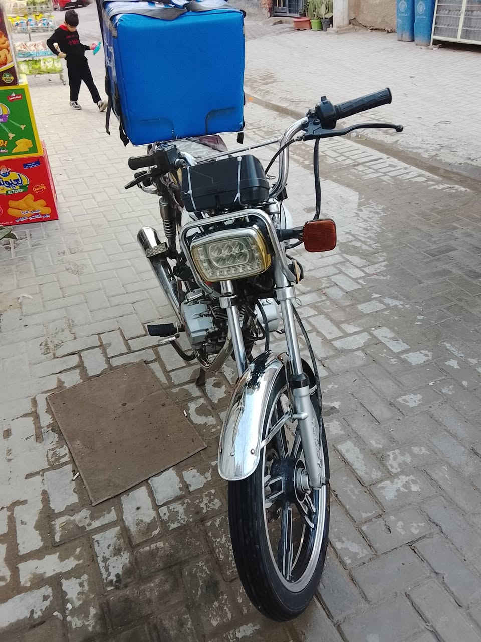 السلام عليكم سيفان 5كير كبل للشغل بيها نوقصات بسيطة مثل باتري تعبان يراد تبديل يعني ماتعبر ال40 الف كهربائيات شغالة واني اشتغل بيها هيج تريد تسويها تريد تكبل للشغل معدلها 120 شلعتها قويه كلجات جديدة اريدها ب300 قفل قفل يعني مو طبلي شبيها مجال ابد قفل سبب البيع شتريت مرقم *********** واتساب
