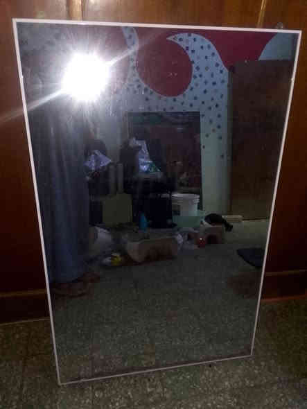 مري عدد2 ارتفاع 140 والعرض 90 السعر 120الف اوبيهن مجال مكاني بغداد الشعله للتصال *********** وتساب وتصال وخاص متوفر
