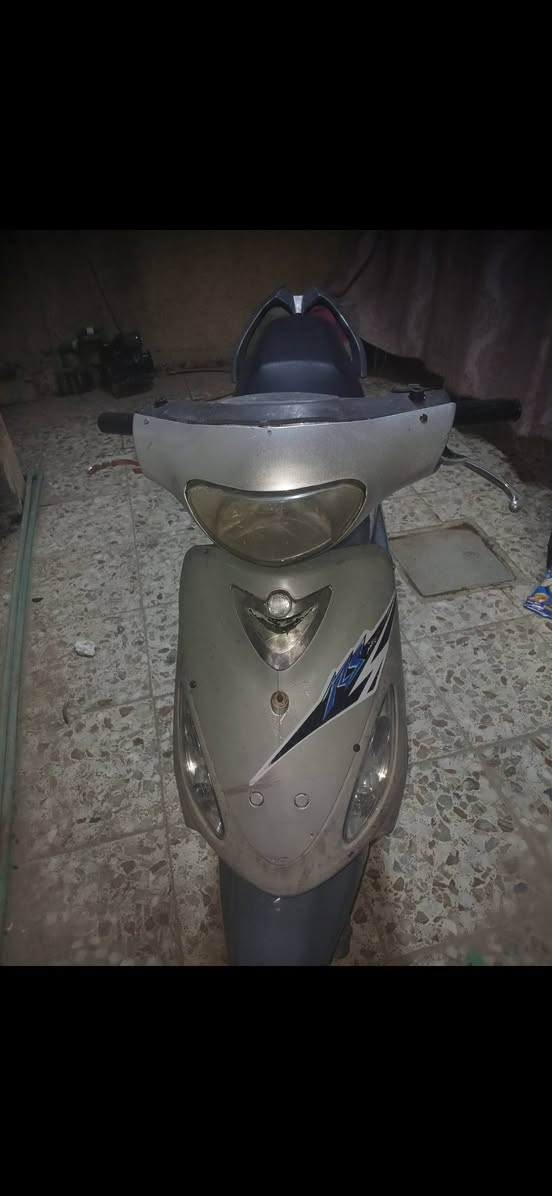 السلام عليكم دراجه للبيع ماكس منغولي نقصهه سلف يحتاجلها ترتيب مكاني منصور داودي سعرهه 300 وبيهه مجال للتواصل ***********
