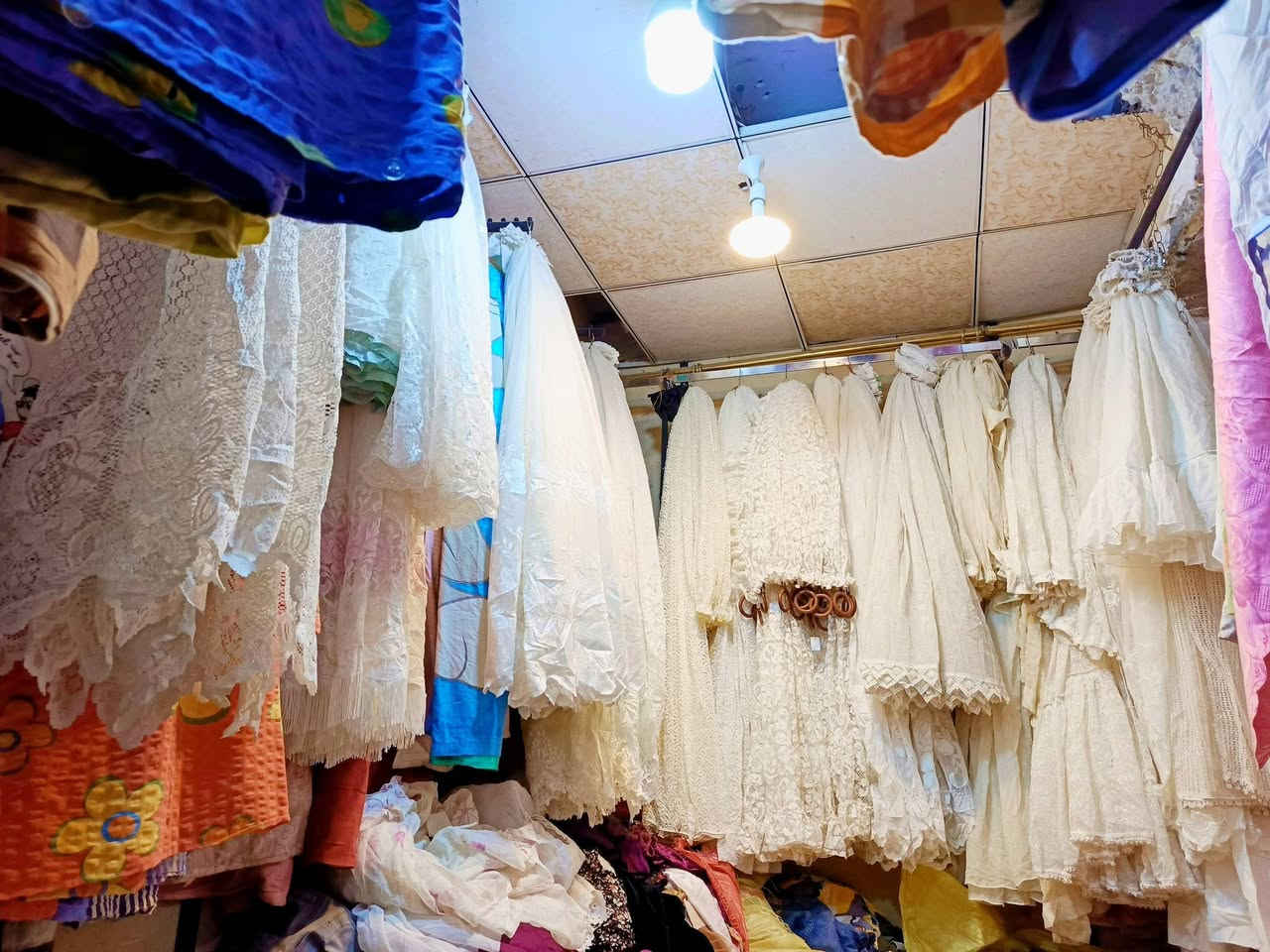 الثلاثاء ✨
وصلنا بردات تول ألماني درجه اولى💥 مطبخ وأستقبال وغرف نوم جميع الأحجام متوفره العنوان موصل حي سومر بعد مطعم سومر ثالث فرع عل يمين أول محل بل فرع عل يسار أهلآ وسهلآ بل جميع👇
أكتب 👈تم ليصلكم كل ما هو جديد👇
للأستفسار***********
واتساب ***********
