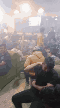 اعيد النشر كوفي للبيع بغداد حي اور مقابل مدرسه يافا  كامله بس تجي اترت...