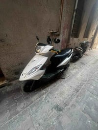 اسلام عليكم دراجة جي تي ار لون ابيض دراجة خير من الله كلجات رياضي صالن...