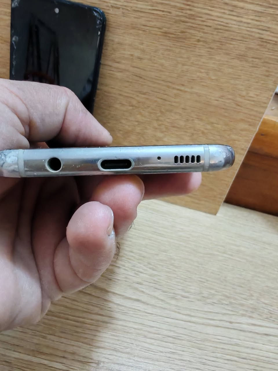 جاهزين العطل شاشه فقط انفنكس وگالگسي اس٨ بلص إخوان شرط بس شاشه عوزهن ٤٠ واصل


**إذا كنت صاحب هذا الإعلان وتريد حذفه لأي سبب، رجاءا أرسل رسالة إلى الدعم الفني**