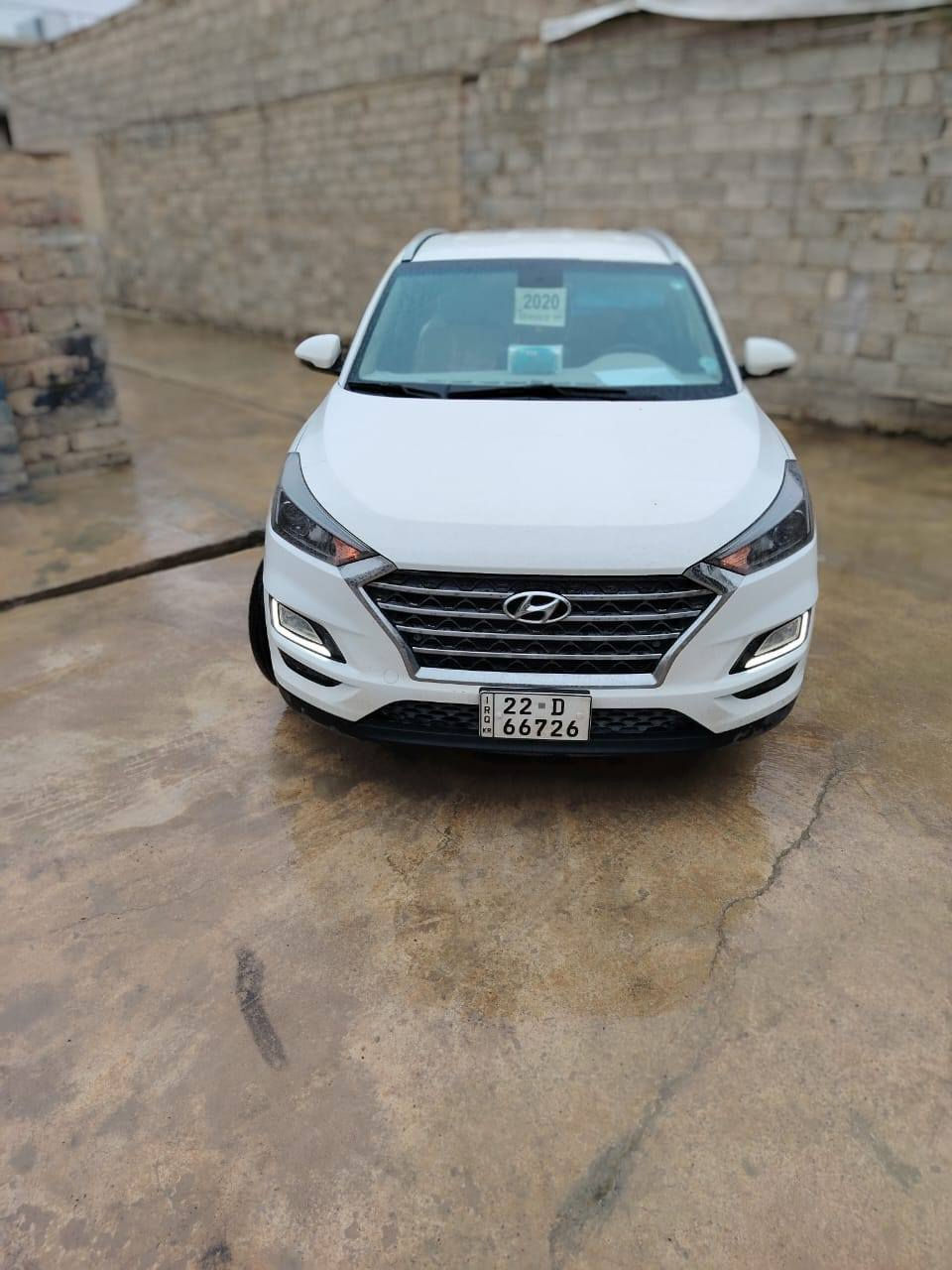 توسان موديل 2020 جيكي
محرك 20 دوش 
لون ابيض 
ماشيه 58 الف 
مواصفات 
شاشه كبيرة 
قطعتين تبريد 
تحكم استيرن 
كامرة دوارة 
بصمات ابواب 
كشنين كهربائي 
حساس امامي وخلفي 
خمسه ويل كب 
سيارة فول مواصفات عدا بانوراما مسجلة بأسمي رقم اربيل 
الضرر بسيط كما موضح بالسونار 

هذا رقمي للاستفسار وبي واتساب 
***********
