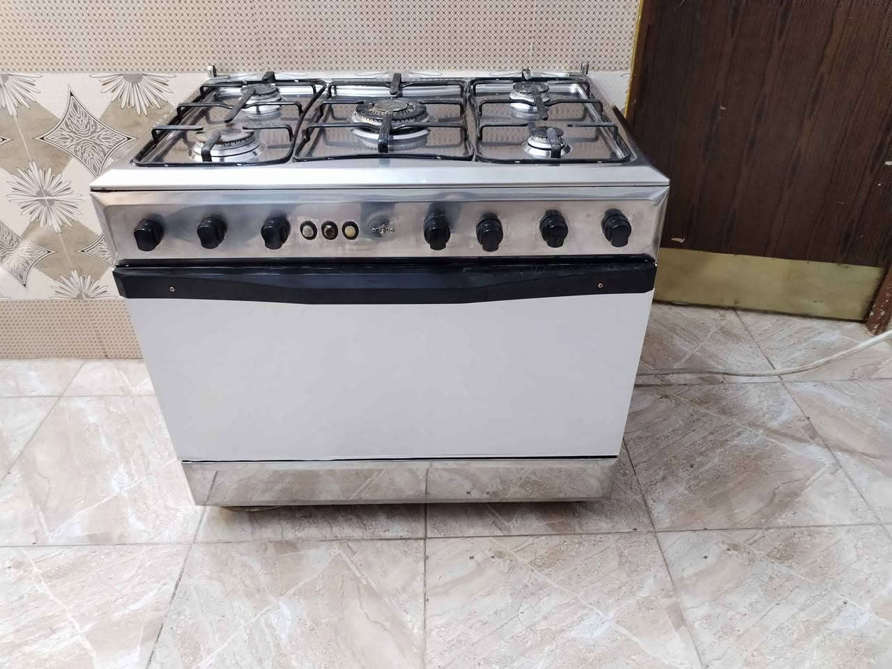 طباخ تكنو مصري كلش نضيف كله شغال السعر ١٤٠ العنوان كوت حي الجهاد قرب مدرسة رمضان الرقم *********** دهل اوران, واسط
