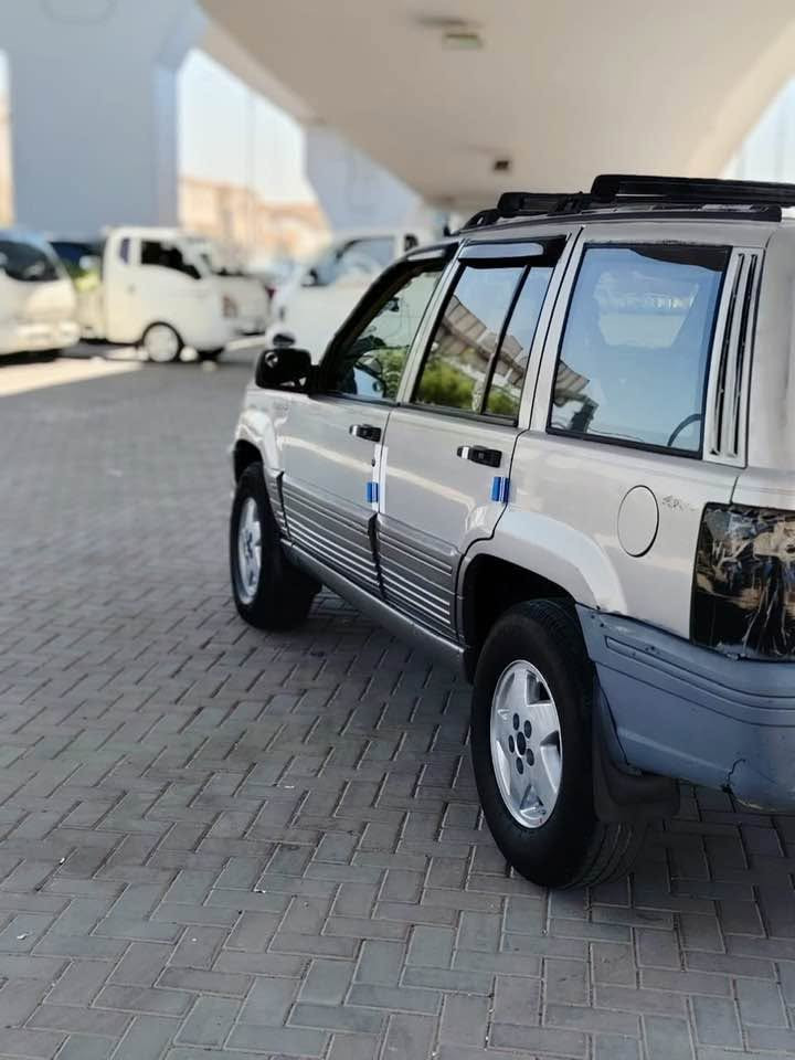 للبيع او مراوس بكص 
جيب موديل 94 
رقم صلاح الدين أليف تحويل مباشر 
محرك بطه 2500
محرك كير شرط 
تخم تاير جديد
صدر امامي خلفي جديد
كهربائيات كلها شغاله 
السياره جديده بمعنى الكلمه آحلا من آلصور مكان السيآره تكريت الأستفسار آتصل ع صاحبها 
‭***********

