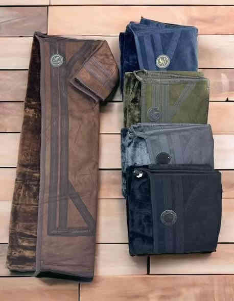 #اعلان 

#دلــع_نــفــســك_بــفــروة🥶

يتوفر لدى دشداشة العماري  : 
1️⃣فروة مشحم رجالي 🔝
صناعه سوريا  🇸🇾
السعر النهائي ((  35,000 ))الف
ـــــــــــــــــــــــــــــــــــــــــــــــــــــــــــــــــــــ 
2️⃣فروة سفيفه مذهب رجالي 🔝
صناعه سوريا  🇸🇾
السعر النهائي(( 30,000 ))الف
ـــــــــــــــــــــــــــــــــــــــــــــــــــــــــــــــــــــ 
3️⃣فروة عادي رجالي 🔝
صناعه سوريا  🇸🇾
السعر النهائي (( 25,000 ))الف
ـــــــــــــــــــــــــــــــــــــــــــــــــــــــــــــــــــــ 
4️⃣فروة عادي شبابي 🔝
صناعه سوريا  🇸🇾
السعر النهائي (( 18,000 ))الف  
ـــــــــــــــــــــــــــــــــــــــــــــــــــــــــــــــــــــ 
5️⃣فروة عادي طفل 🔝
صناعه سوريا  🇸🇾
السعر النهائي (( 15,000 ))الف
ـــــــــــــــــــــــــــــــــــــــــــــــــــــــــــــــ 
♦العنوان الانبار حديثه شارع الحي العسكري ملاصق اسواق ابو حسين فاهلا وسهلا بكم جميعا في دشداشة العماري⚡
ـــــــــــــــــــــــــــــــــــــــــــــــــــــــــــــــ 
◻️ تـــنـــويـــه ◻️
تعلن دشداشة العماري عن توفر خدمة توصيل داخل قضاء حديثة 🚕/
مركز قضاء حديثة 2,000 الف دينار 
ناحية بروانة3,000 الف دينار 
ناحية حقلانية 3,000 الف دينار 
سد حديثة 3,000 الف دينار 
مجمع كيثري (k_3) 5,000 الف دينار 
قرية الخفاجية 5,000 الف دينار 
للأتصال أو الأستفسار مراسلة الرقم الاتي واتساب حصراً/ *********** 
ـــــــــــــــــــــــــــــــــــــــــــــــــــــــــــــــ 
الفيسبوك دشداشة العماري 
الانستا k__1974s
التيك توك 1974k_s
