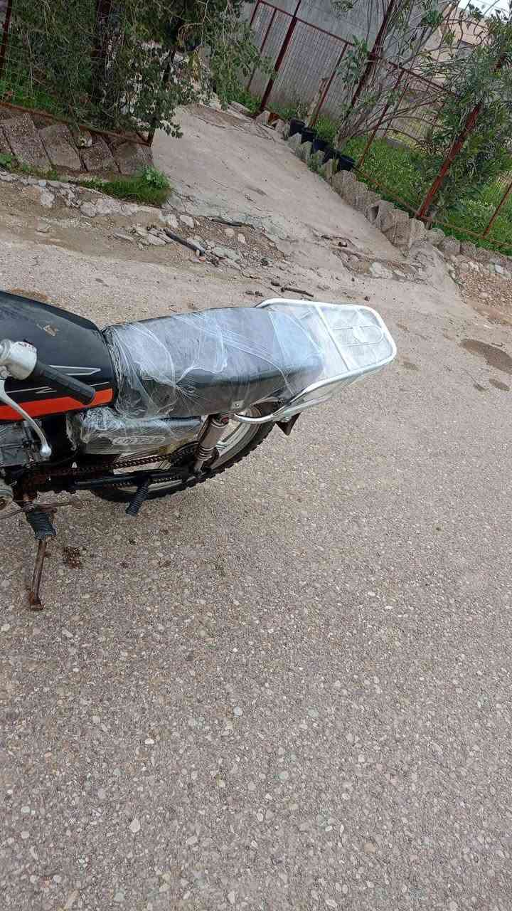 دراجه تايكر للبيع موديل 20 شغاله نقص بيه قبق مال الصفحه مال الكير بس هندر واحد ناعمه السعر 200 وبيه مجال العنوان بعقوبه ***********
