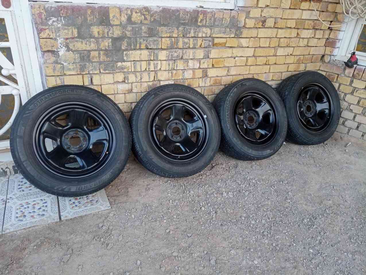 السلام عليكم اويالة بوليسي اصلي كامل هوى والطوس والاستدات ولحساسات للبيع مكان البصرة ***********
