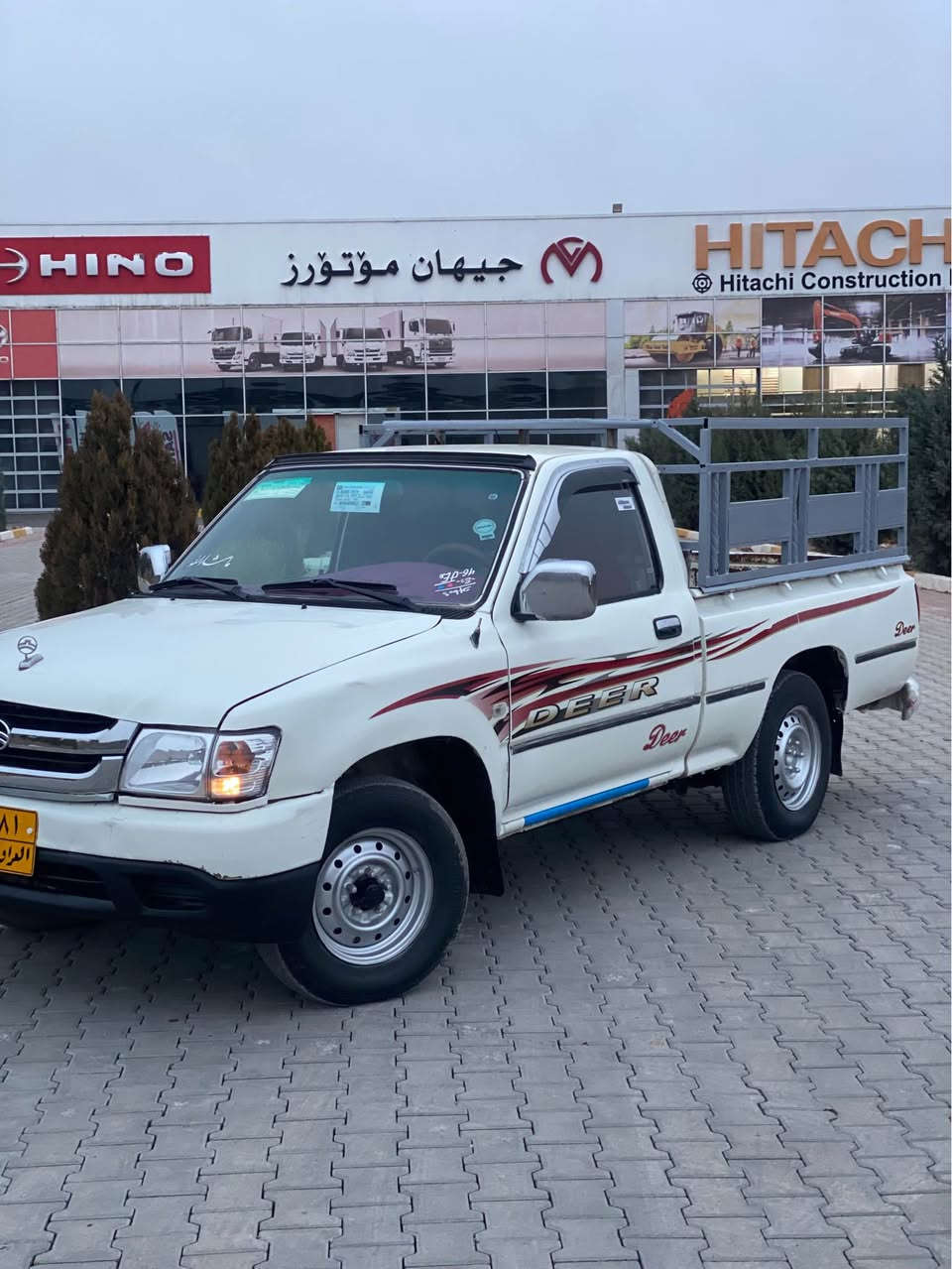 پيكةب دير جوار قولاب مؤديل 2007 مةكينة بةخ ناو سؤر جام كارةباي جوار تاية و ويلي تازةية سةيارةكة جاهيزة مالي كةسابتة يةك دينار مةسروفي نية جةمجةي پي وةية 2 وةرةقة خةرامةي لةسةرة دواي محملة دةگةرينمةوة لة هةوليرم رةقةم تةلةفؤني خاوةني ***********   سحري 46 كةمي محملة أربيل, العراق
