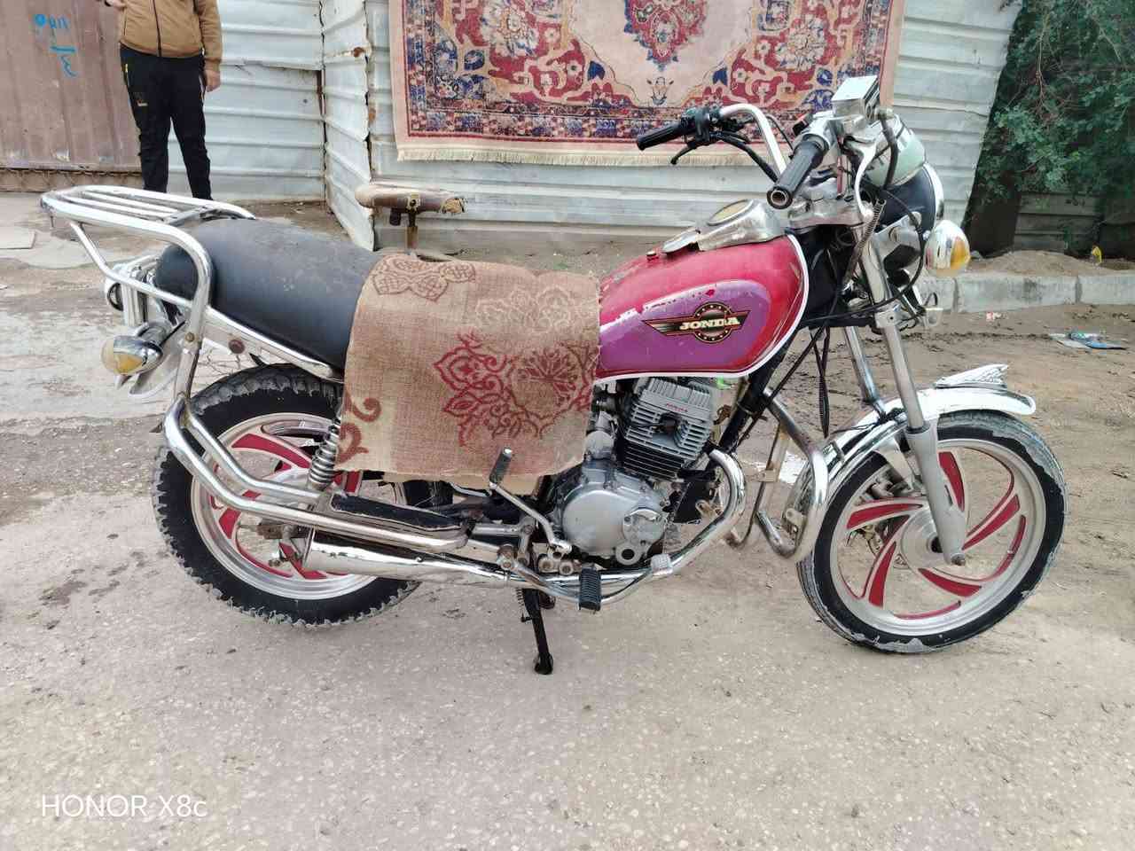 جونده موديل 2015
رقم وسنوية جديد تحويل مباشر كربلاء 
كلشي شغال ومكفوله من كلشي 
السعر 550 الف مكاني كربلاء 
للستفسار ***********
بيع مستعجل
