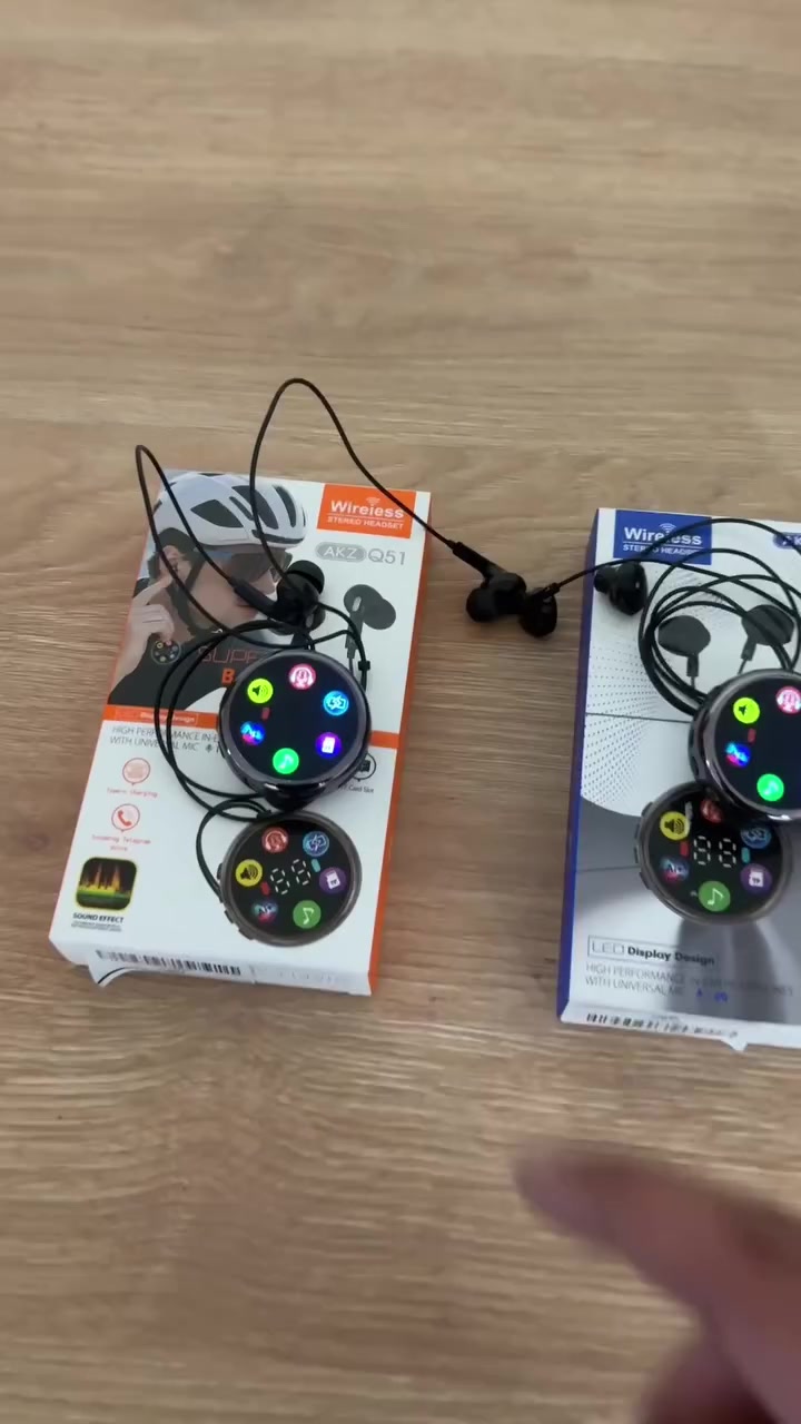 🎧 سماعات AKZ الذكية… اسمع الموسيقى وخلك واعي بالمحيط

🔊 صوت قوي مع Super Bass يحمّسك بكل لحظة

👂 زر خاص يفتح المايك الخارجي حتى تسمع اللي حولك

🏃‍♂️ مثالية للمشي والرياضة والاستخدام اليومي

📺 شاشة LED توضح البطارية وحالة التشغيل

💾 تشغل موسيقى مباشرة من كرت TF بدون هاتف

⚡ شحن Type-C وسهولة استخدام بكل وقت


**إذا كنت صاحب هذا الإعلان وتريد حذفه لأي سبب، رجاءا أرسل رسالة إلى الدعم الفني**