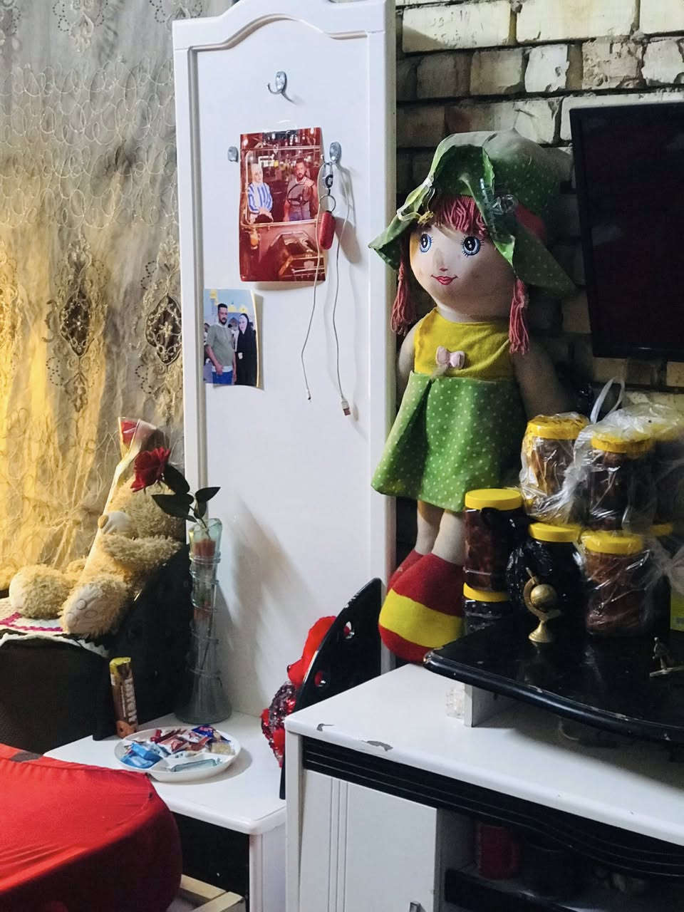 السلام عليكم غرفه نوم للبيع 8 قطع مع مخزن بالسرير للبيع رايدهه 400


**إذا كنت صاحب هذا الإعلان وتريد حذفه لأي سبب، رجاءا أرسل رسالة إلى الدعم الفني**