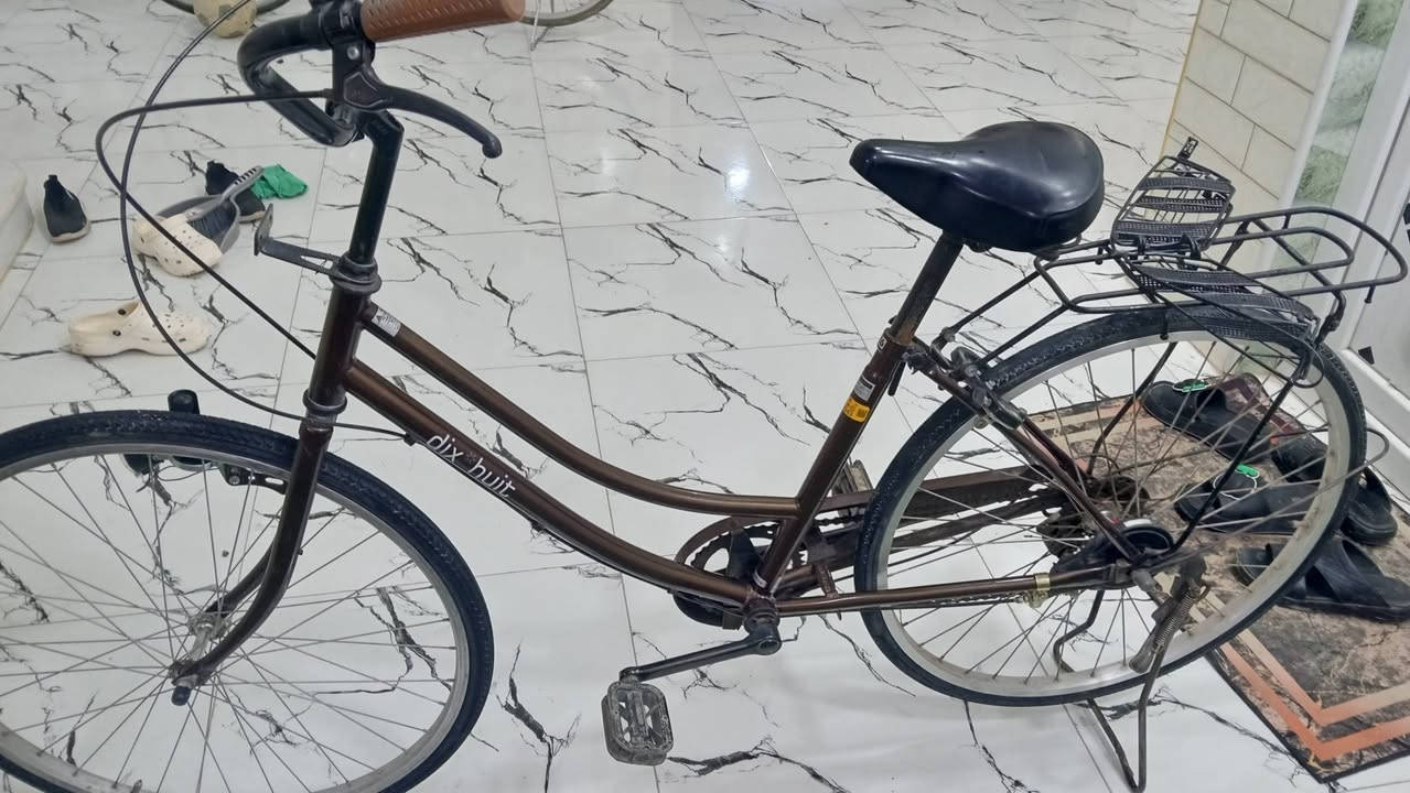 بناتي لون مميز مديل2020 بداله  غراضه كامله بريكات جاملغات حمالات ناصرية مركز السعر 130وبي مجال هواي
***********
