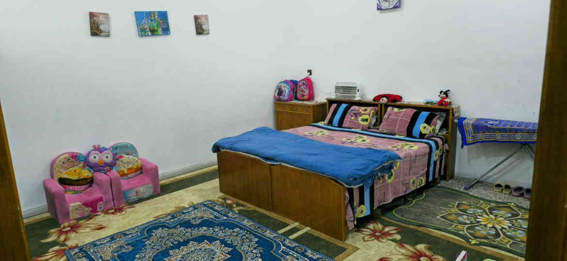 اللهم. صل على محمد وال. محمد
السلام عليكم. ورحمه الله. وبركاته.
يعلن. مكتب. الشريفي الشريفي 
عن. وجود.  دار.  للبيع.  الموقع.  حي. المصطفى بقطع.  حسنين.  
البيت. طابقين.  الطابق.  الاول.  غرفتين.  وصاله. ومطبخ. واستقبال. وحديقه. وگراج.  الطابق.  الثاني.  ثلاث.  غرف. نوم. وحده.  كامله. والباقيات. بيهن. نقوصات.  البيت. حديث.  مساحته. 270. متر. السعر. 145. وقابل. 
للتفاوظ. اي.  استفسار. ***********
***********
***********
