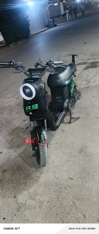دراجة شحن البيع و مستعجل بيعتة الموديل 2052 السعر 450 و بيه مجال المكا...