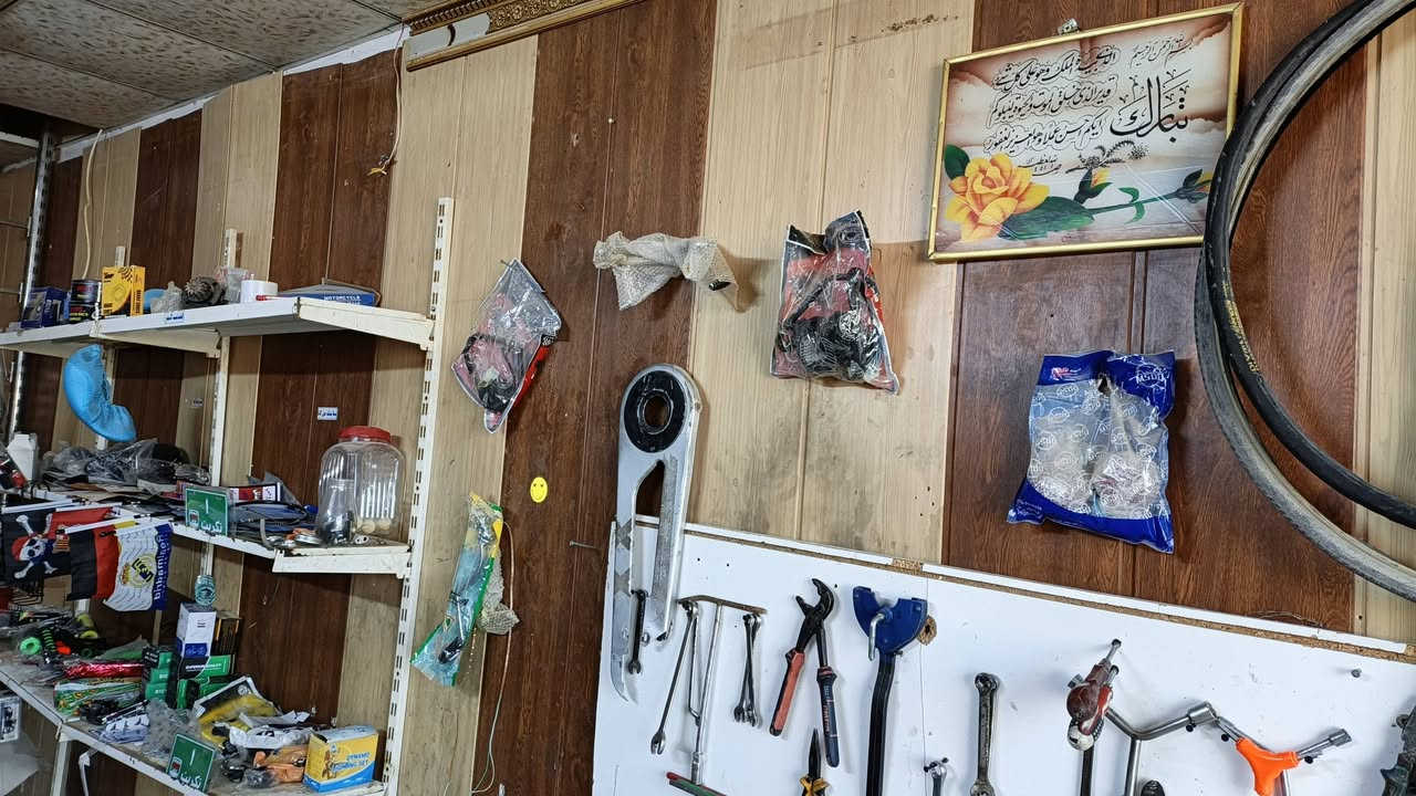 محل باسكلات للبيع مكانه القادسيه شارع المستشفى العسكري تجي تحسب الأغراض مالته وتاخذه ***********
