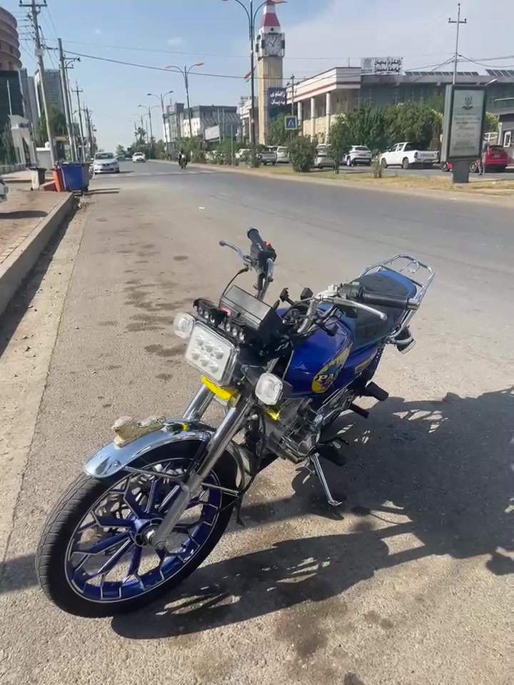 مكلف بالنشر
بارت هونزدا موديل ٢٣ 
١٥٠ cc
بيع او مراوسة على ٢٠٠ cc
مكينة كبس نظيف سعر 675الف وفي مجال


**إذا كنت صاحب هذا الإعلان وتريد حذفه لأي سبب، رجاءا أرسل رسالة إلى الدعم الفني**
