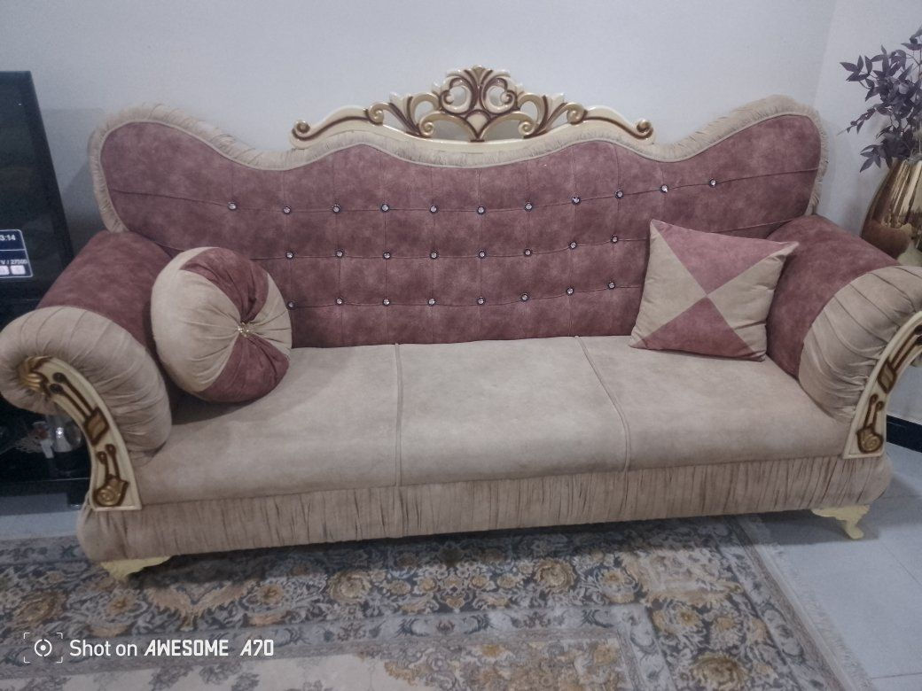 السلام عليكم تخم ملكي تسكام نضافة 85% السعر 700 اللف وبي مجال للشراي مسكمي بمليون وربع مكان النجف مجمع الكرار السكني


**إذا كنت صاحب هذا الإعلان وتريد حذفه لأي سبب، رجاءا أرسل رسالة إلى الدعم الفني**