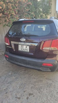 سياره البيع مديل 2013سعره 110بيه مجال نتصة 07737462026