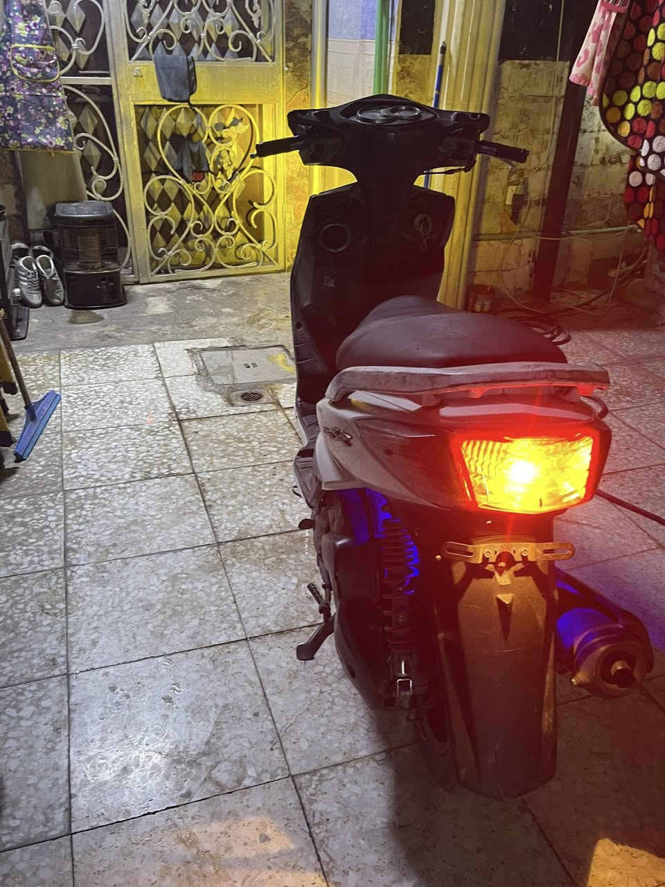 السلام عليكم للبيع سكنس فحل كابريتر مكينه مكفوله نضوح دخانه مكينه خرسه  نكره بكل وقت مكاني بغداد الدوره شارع 60 السعر 450رقمي ***********
