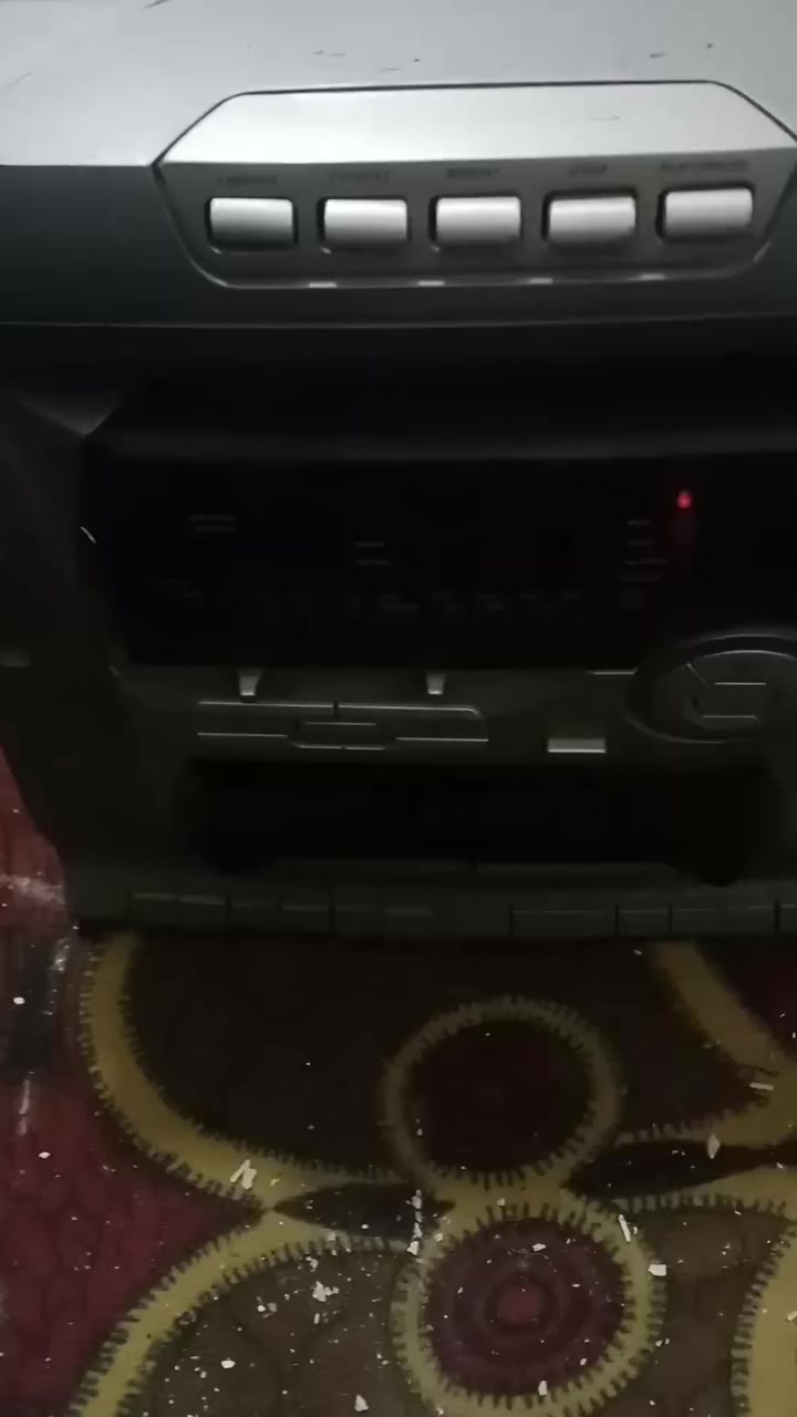 سستم شغال راديو ومسجل كاسيتين القرص عاطل بدون سماعات السعر 20 الف


**إذا كنت صاحب هذا الإعلان وتريد حذفه لأي سبب، رجاءا أرسل رسالة إلى الدعم الفني**