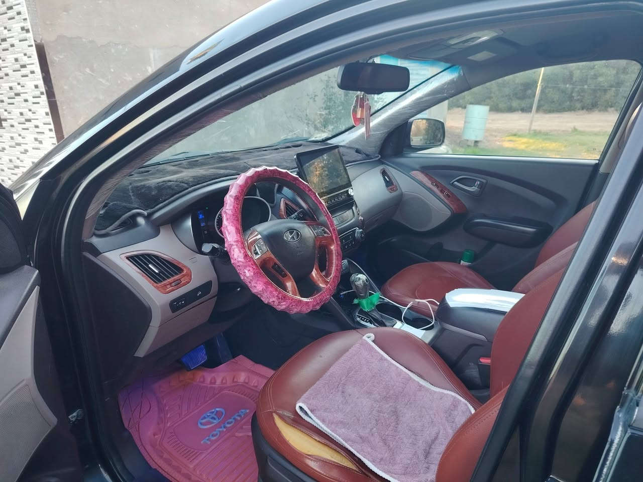 السلام عليكم توسان 2015 وارد أمريكي حادث فقط دعاميه الاماميه ليبل واحد السياره مكينه كير حداديه تدفىه تبريد كلها كفاله رقم قادسيه العنوان بابل مسيب السعر 135 وبيها مجال بسيط للاستفسار ***********
